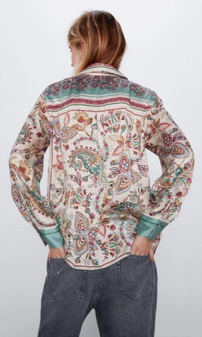[A2] FLORAL PRINT BUTTON-UP SHIRT
