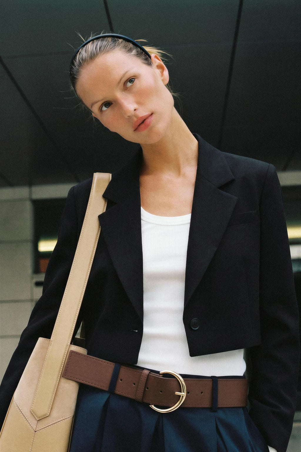 Veste courte Zara noire à épaulettes